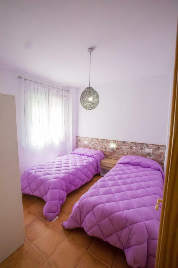 Madrigal 1 Y Madrigal 2 Holiday home Burunchel
